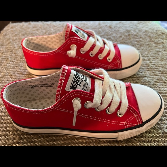Girls shoes size 13 like new - Picture 3 of 4
